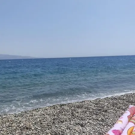 Brezza Dello Stretto * Mili Marina