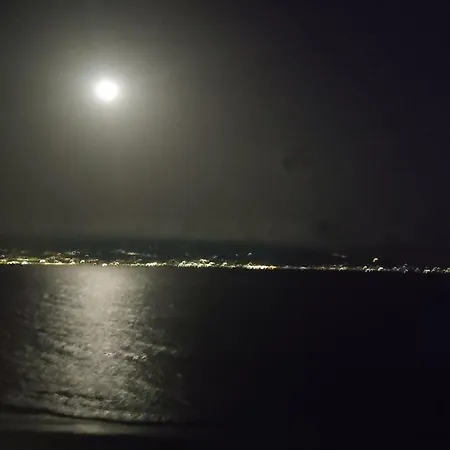 Brezza Dello Stretto Mili Marina